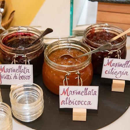 Hotel Mirabella Riccione Eksteriør billede
