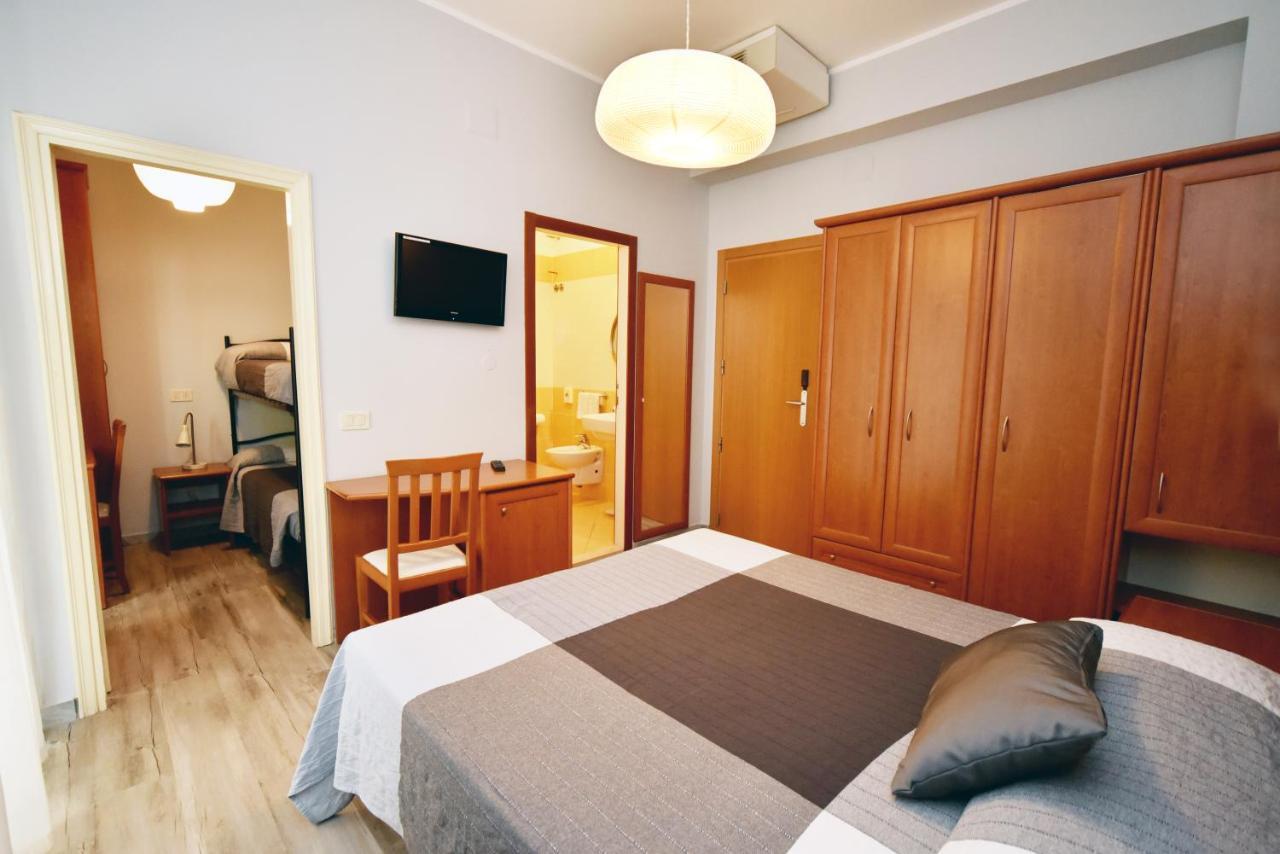 Hotel Mirabella Riccione Eksteriør billede