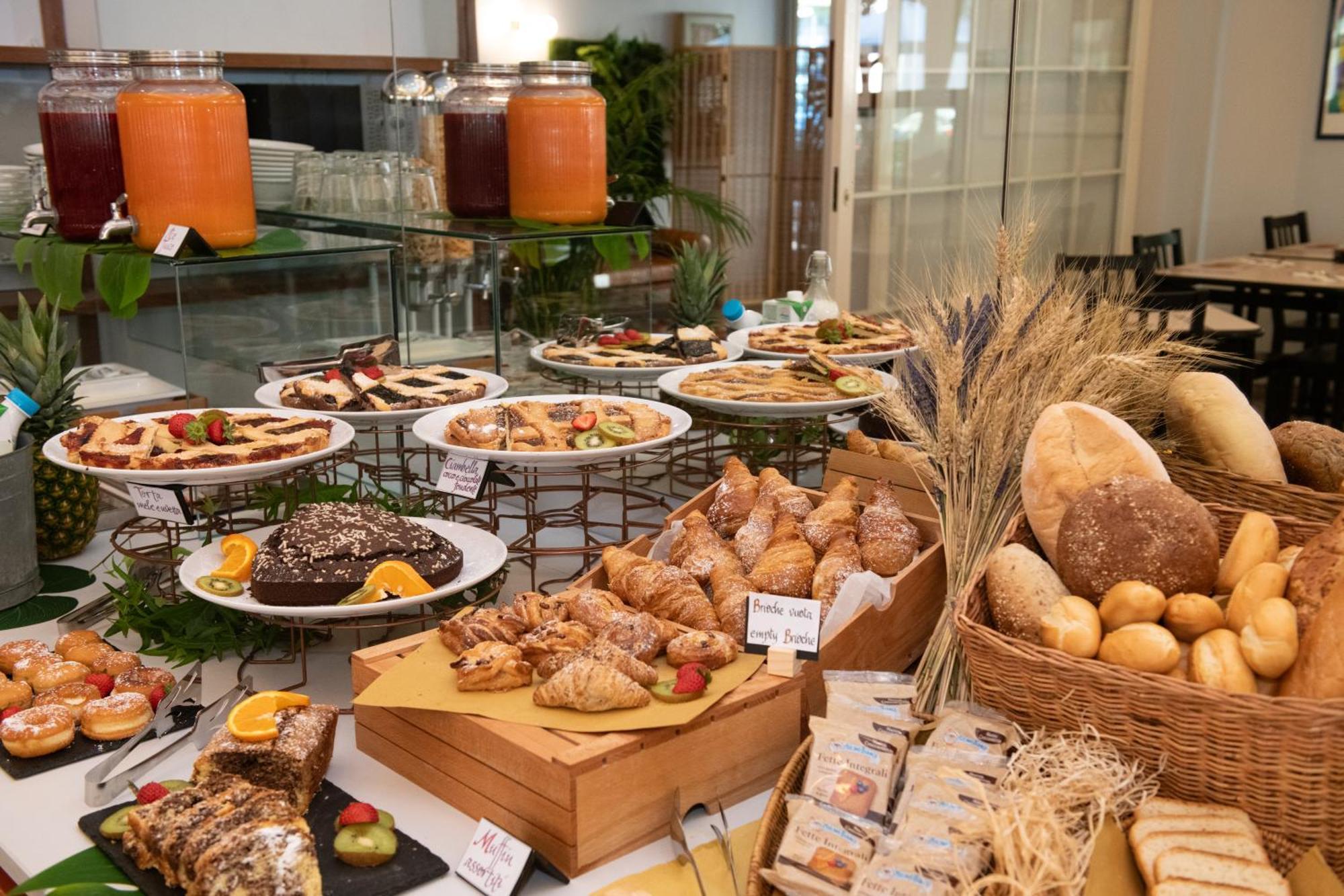 Hotel Mirabella Riccione Eksteriør billede