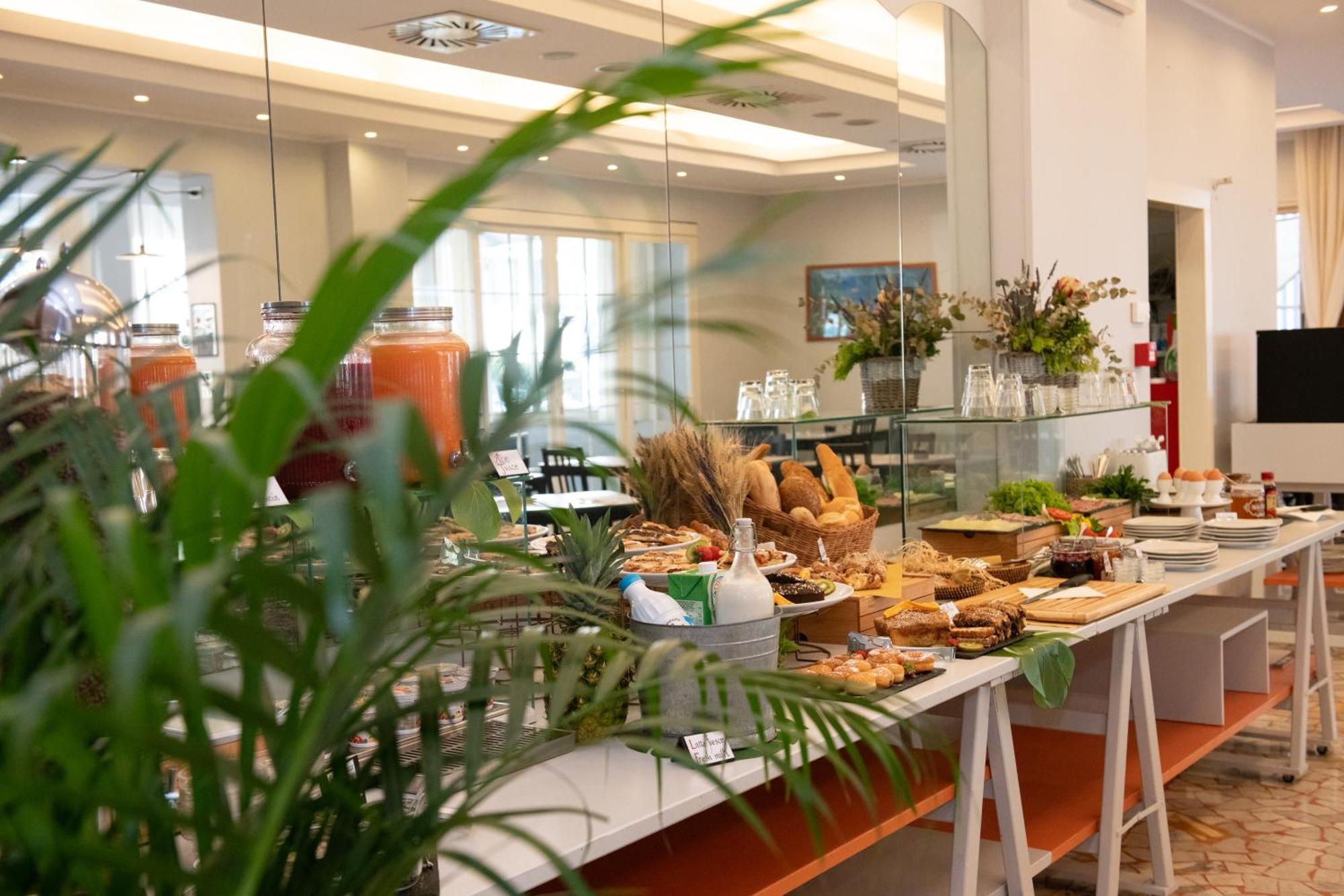Hotel Mirabella Riccione Eksteriør billede