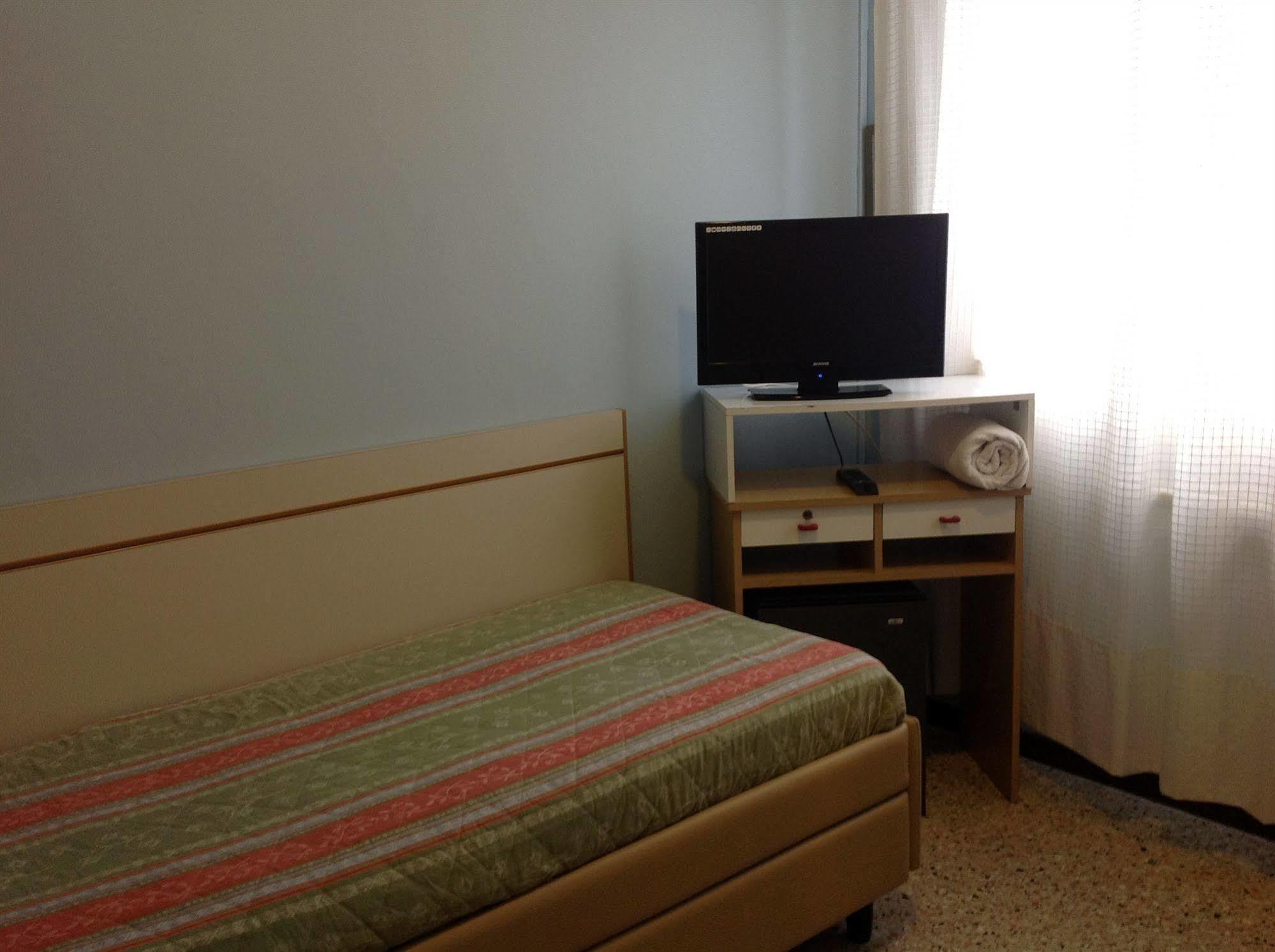 Hotel Mirabella Riccione Eksteriør billede